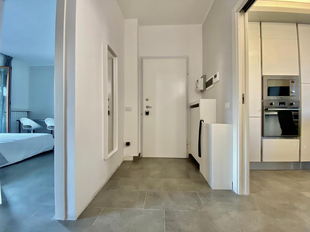 Future Apartments Bisceglie Милан Экстерьер фото