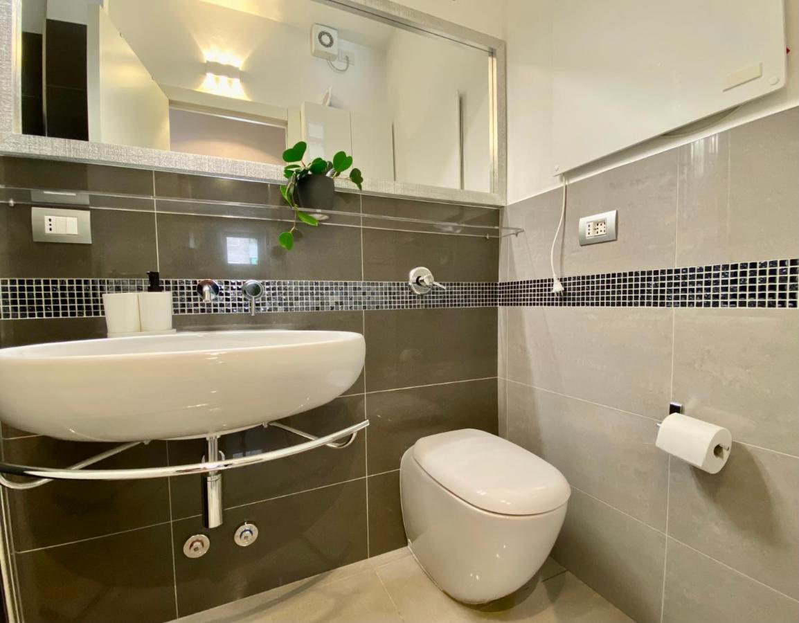 Future Apartments Bisceglie Милан Экстерьер фото